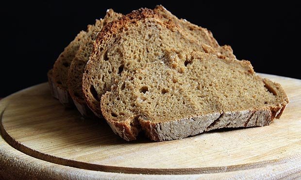 Бизнес предложил поднять минимальную цену на хлеб до 80 рублей