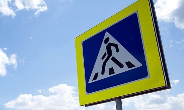 В Иркутской области сбивший двух пешеходов водитель скрылся с места ДТП и сжег автомобиль