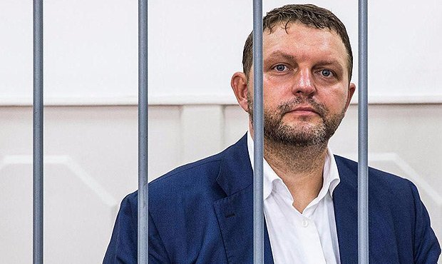 Явлинский и Венедиктов поручились за арестованного кировского губернатора