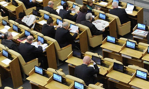 Депутаты Госдумы пожаловались на новый регламент работы парламента