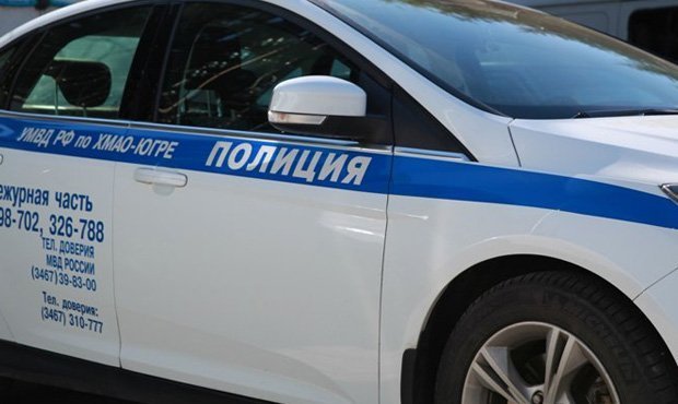В ХМАО полицейские избили чиновника, ставшего свидетелем ДТП с участием сотрудника ГИБДД