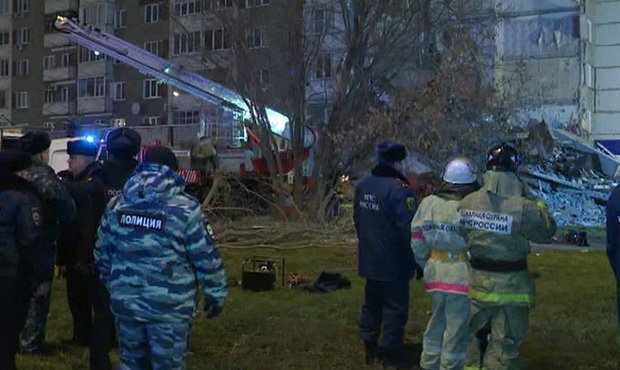Власти Удмуртии объявили двухдневный траур по погибшим в результате обрушения дома