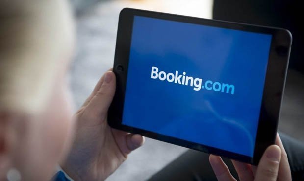 «Опора России» пожаловалась на сервис Booking.com в антимонопольную службу