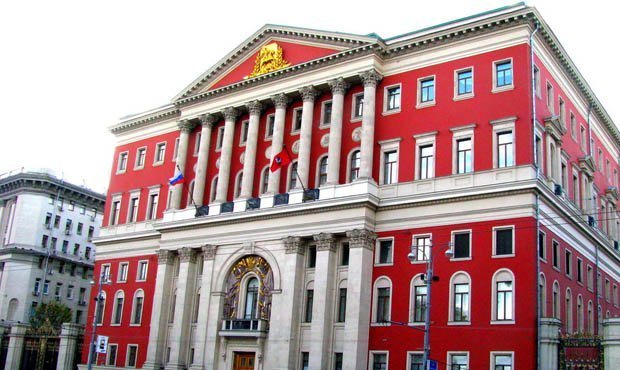 Власти Москвы из-за пандемии коронавируса отменили тендеры на проведение праздничных мероприятий