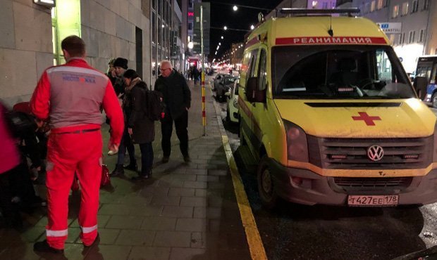 В центре Стокгольма врачи российской «скорой помощи» оказали мужчине первую помощь