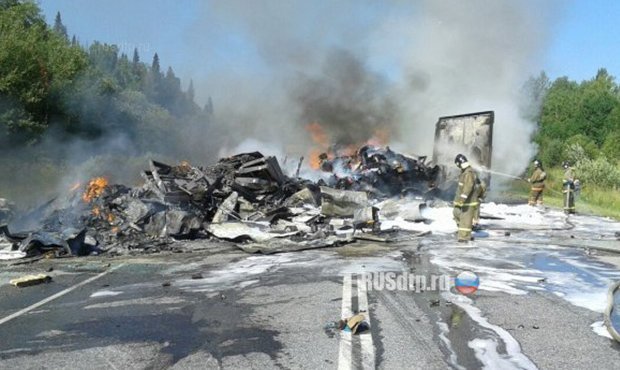 Предполагаемым виновником ДТП с 11 погибшими в Красноярском крае назван водитель грузовика
