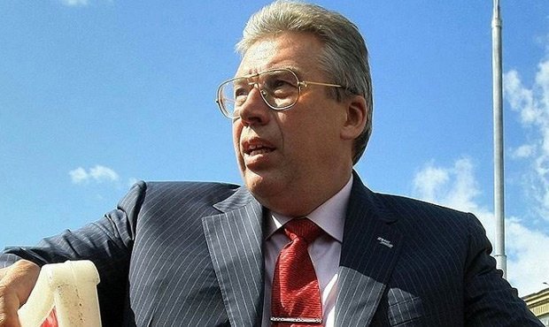Лондонский суд арестовал недвижимость, самолет и Rolls-Royce главы НПО «Космос»