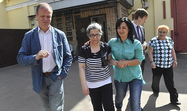 Осужденные за госизмену из-за sms-ки в Грузию женщины вышли на свободу