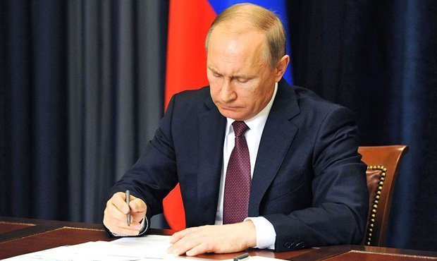 Президент России учредил новый знак отличия «За наставничество»