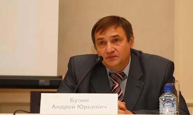 Глава экспертной группы при ЦИК РФ подал в отставку после предложения Эллы Памфиловой «застрелиться»