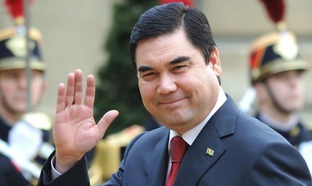 Президент Туркменистана в честь 8 марта подарит всем женщинам страны денежные подарки