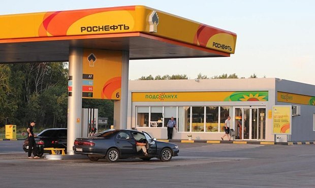 Жительница Хабаровска отсудила у «Роснефти» 72 тысячи рублей за некачественный бензин