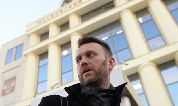 Навальный сообщил о требовании ФСИН изменить ему условный срок на реальный