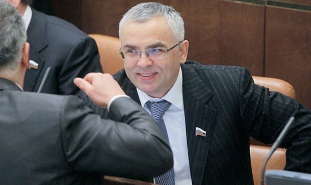 Самый богатый сенатор покинул Совет Федерации ради должности в крупной компании