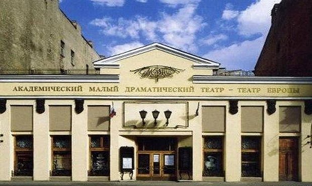 Похищенные в Театре Европы 45 млн рублей потратили на дорогие машины и недвижимость