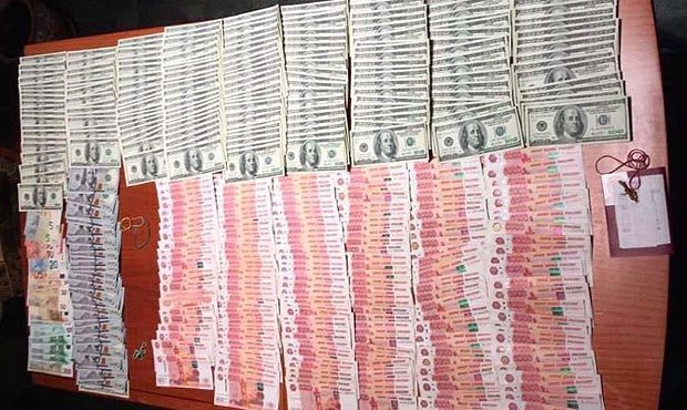 Высокопоставленных сотрудников самарского управления ФСБ задержали за взятки на 118 млн рублей