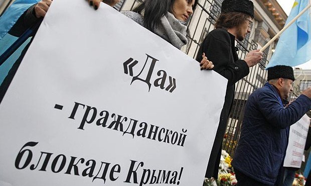 Население Крыма из-за блокады может остаться без продуктов и лекарств