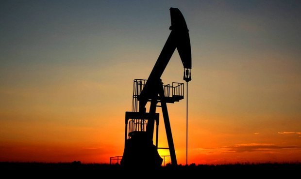 Мировые цены на нефть продолжают падать. Уже 37 долларов за баррель