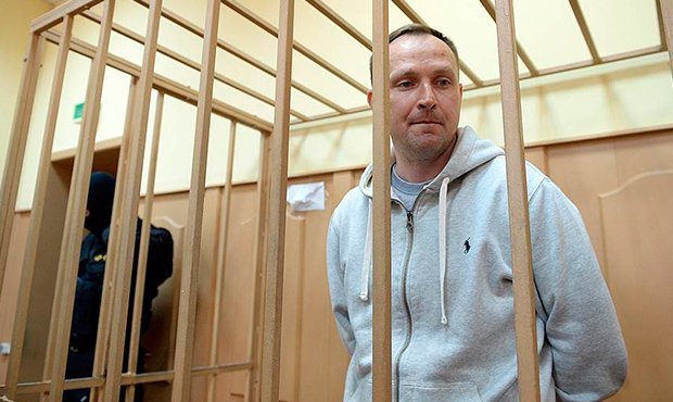 Экс-главу ГУЭБиПК МВД России Дениса Сугробова приговорили к 22 годам
