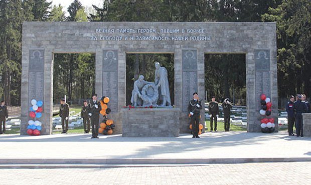 Власти Ижевска предложили оппозиции провести митинг против коррупции на кладбище