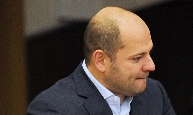 Суд освободил депутата, посоветовавшего россиянам «меньше есть», от уплаты банку 160 млн рублей