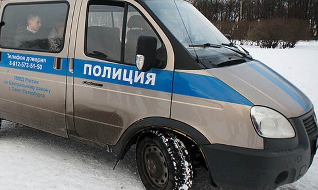 В Петербурге мужчина выстрелил в медработника и покончил с собой