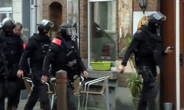 Полиция Брюсселя задержала подозреваемых в причастности к терактам в аэропорту и метро 