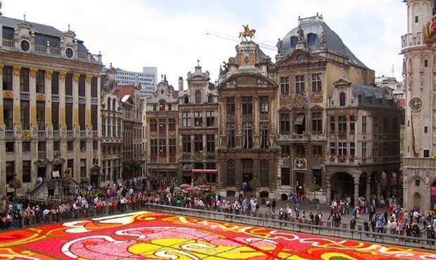 Брюссельские отели после терактов заманивают туристов 70%-ми скидками