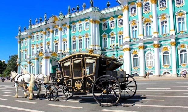 Власти Санкт-Петербурга будут взимать туристический налог с иностранцев