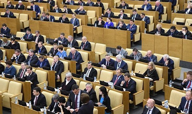 Депутатам Госдумы предложили читать молитвы перед началом работы