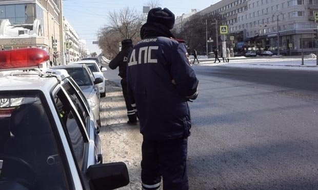 Замглавы свердловского УГИБДД устроил пьяное ДТП и попытался скрыться с места происшествия  