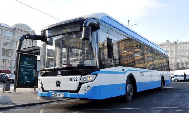 Массовый запуск электробусов в Москве состоится с опозданием. Возникли проблемы с поставками