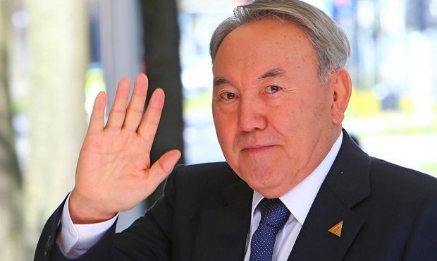 Президент Казахстана в прямом эфире объявил о своей отставке