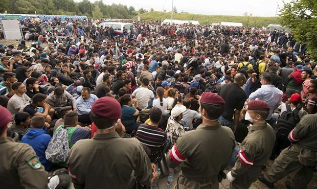 Австрия приостановила участие в Шенгене из-за наплыва мигрантов    
