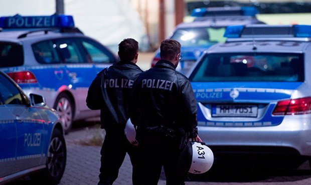 В Германии мигранты изнасиловали 13-летнюю девочку из русскоговорящей семьи