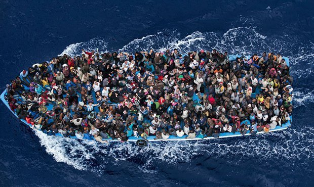 Власти ЕС объявили войну перевозчикам нелегальных мигрантов