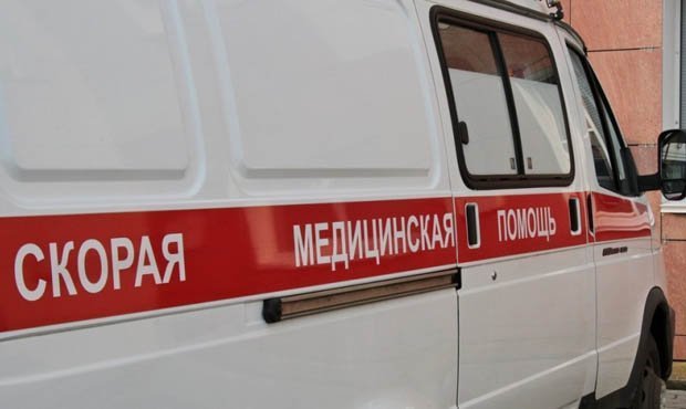В Астрахани балкон жилого дома обрушился во время драки двух мужчин