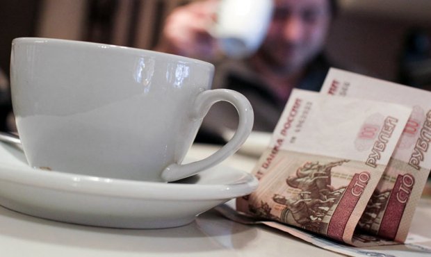 Роспотребнадзор предложил узаконить право граждан не оставлять чаевые в ресторанах