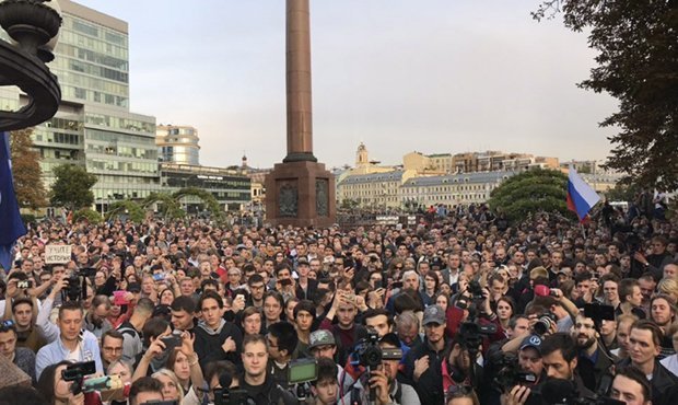 В Москве прошла вторая акция в поддержку независимых кандидатов в Мосгордуму