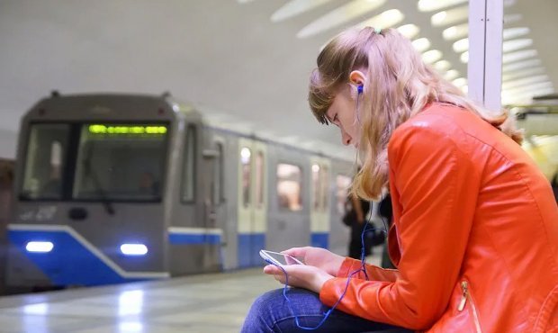 Московские власти будут следить за пассажирами общественного транспорта через их смартфоны