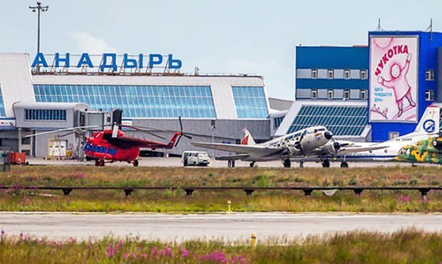 В аэропорту Анадыря самолет Ан-26 выкатился за пределы ВПП