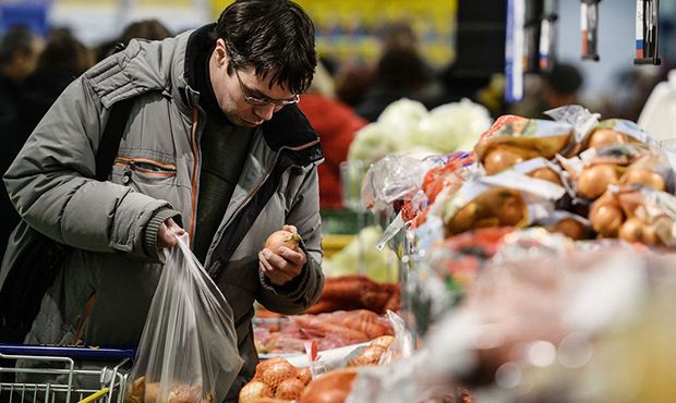 В Кремле назвали «непростой» ситуацию с ростом цен на продукты