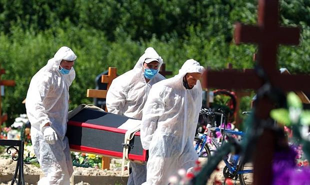 В Москве за месяц из-за нового штамма коронавируса и аномальной жары умерли более 16 тысяч человек