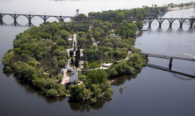 РПЦ попросила петербургских чиновников передать им в управление весь Монастырский остров