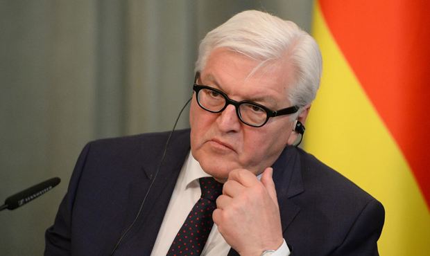 Президент Украины отказался от встречи с немецким коллегой из-за его «тесной связи» с Владимиром Путиным
