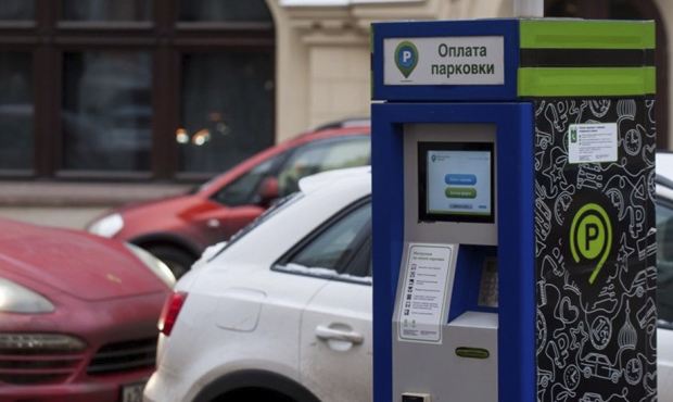 Тендер на обслуживание паркоматов выиграла фирма брата вице-мэра Москвы