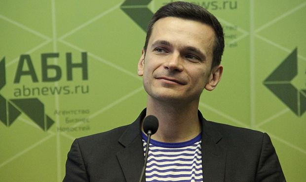 Мундеп Илья Яшин примет участие в довыборах в Мосгордуму