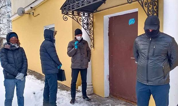 В Ярославле силовики провели обыск в штабе Навального по делу о «хищении электричества»