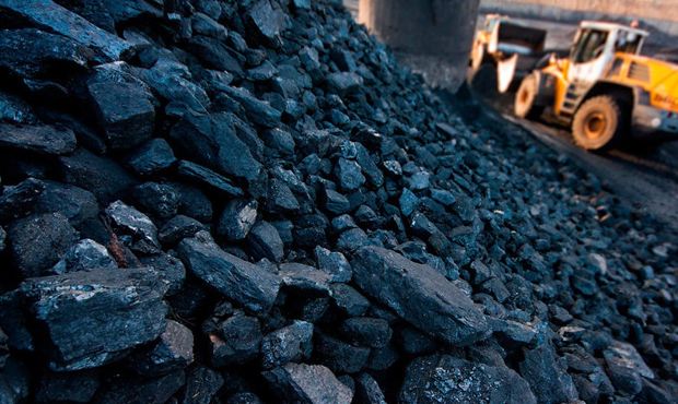 Жители Кузбасса пожаловались на невозможность купить уголь в фирме, связанной с Михаилом Гуцериевым