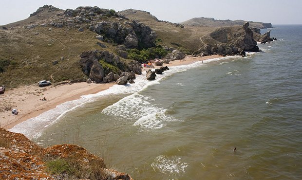 В Керчи во время купания в море пропал 15-летний подросток